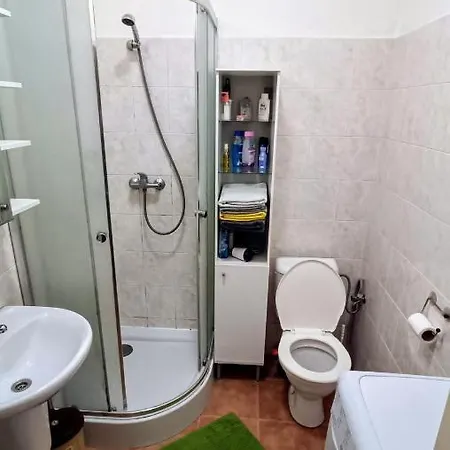Nice Apartment By The Center Praga Exterior foto